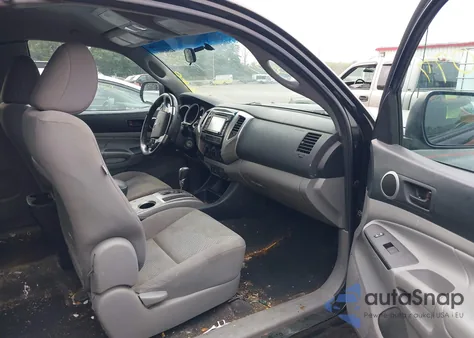 2015 Toyota Tacoma from USA, damaged, VIN 5TFTX4CN2FX051636